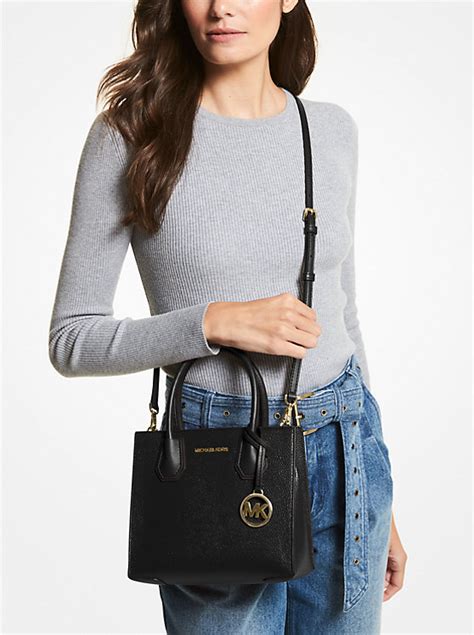 michael kors maat 35|Mercer Medium Pebbled Leather Crossbody Bag .